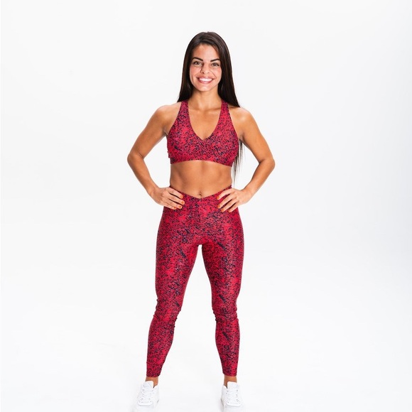 High Waist Scrunch Legging - Picture 3 of 6